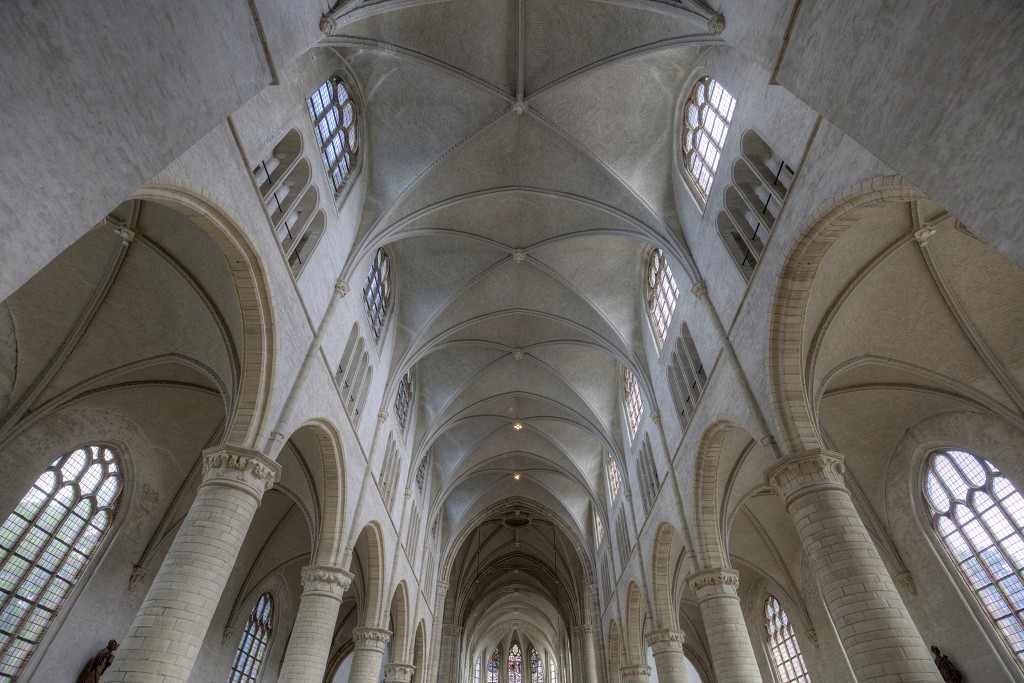 HDR Sint Lambertuskerk Wouw kerk nederlands hervormd kerkfotografie evangelie religie religion protestant kathedraal sint pkn rooms katholiek orgel kerktoren kapel openstelling